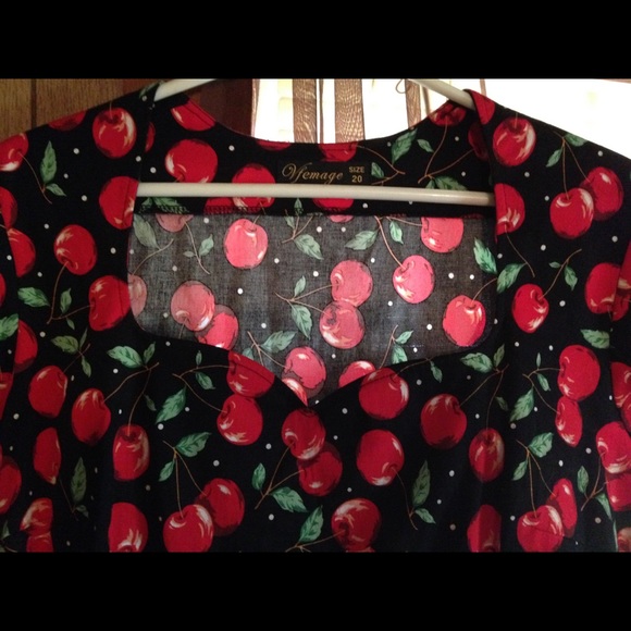 Unique Vintage Vfemage Cherry Wiggle Dress size 20 NWOT - Picture 5 of 8
